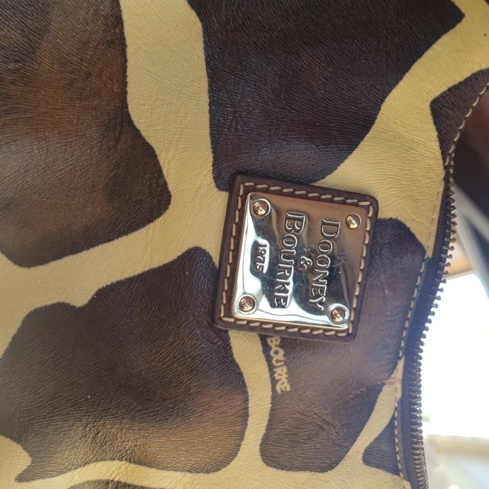 Dooney & Bourke purse